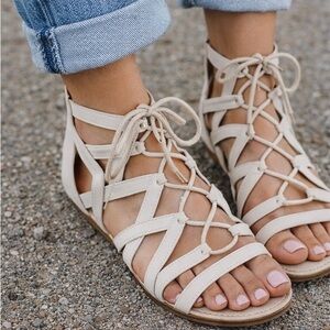 Sam Edelman Ivory Leather Gladiator Sandals Lace-Up Boho Size 5.5